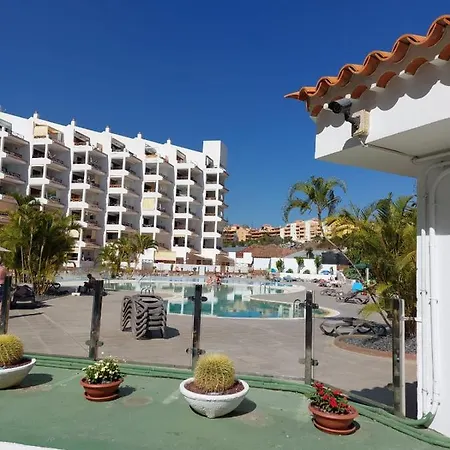 Apartamento San Marino Cristianos Center