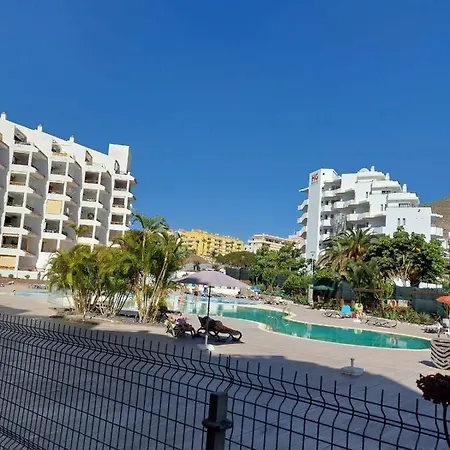 Apartamento San Marino Cristianos Center *